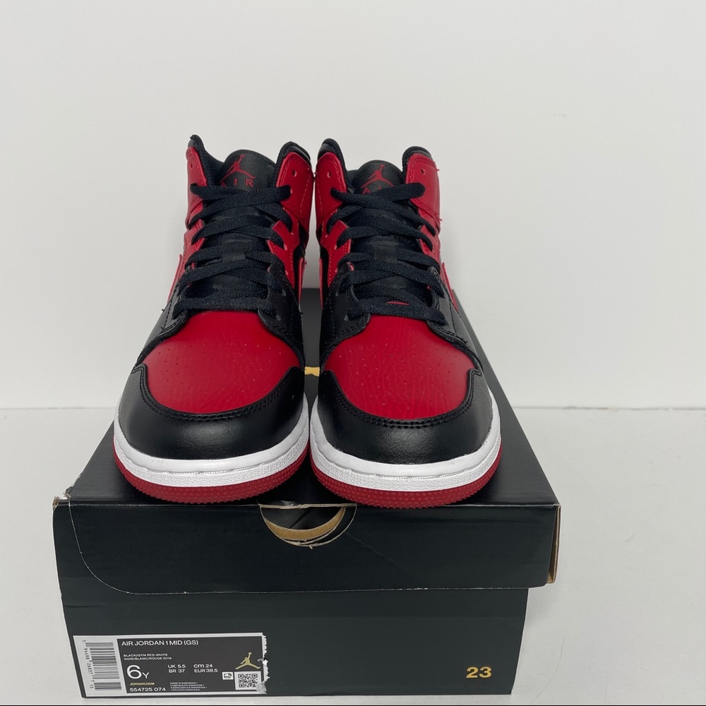 Nike Air Jordan 1 Retro Mid Banned Bred NEW - Picture 2 of 4